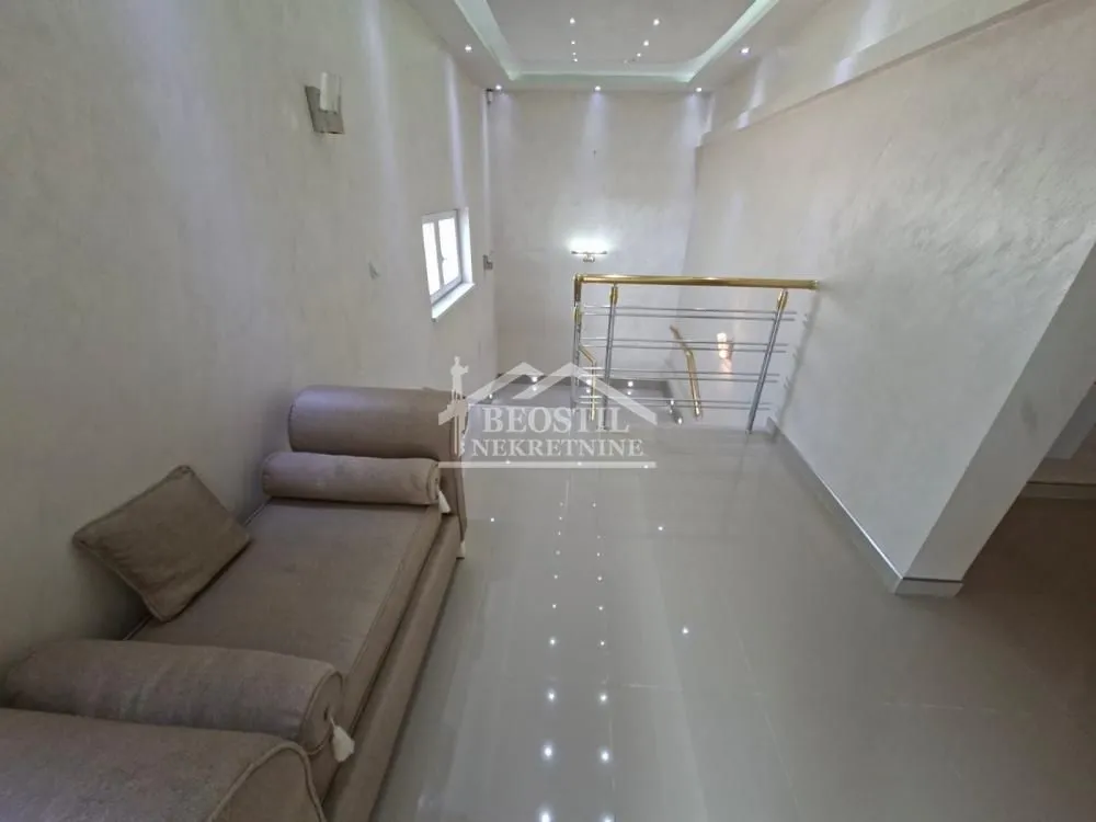 Prodaja, kuća, 417m², Altina, Beograd