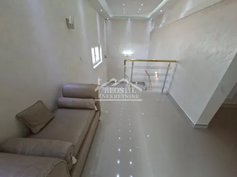 Prodaja, kuća, 417m², Altina, Beograd - image 8