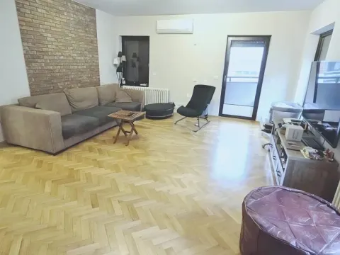 Izdavanje, trosoban stan, 96m², Banovo Brdo, Beograd - image 1