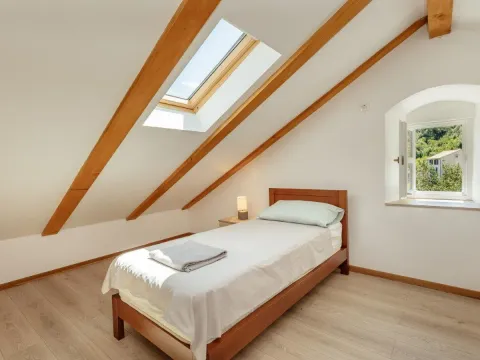 Prodaja, kuća, 800m², Prčanj, Kotor - image 30