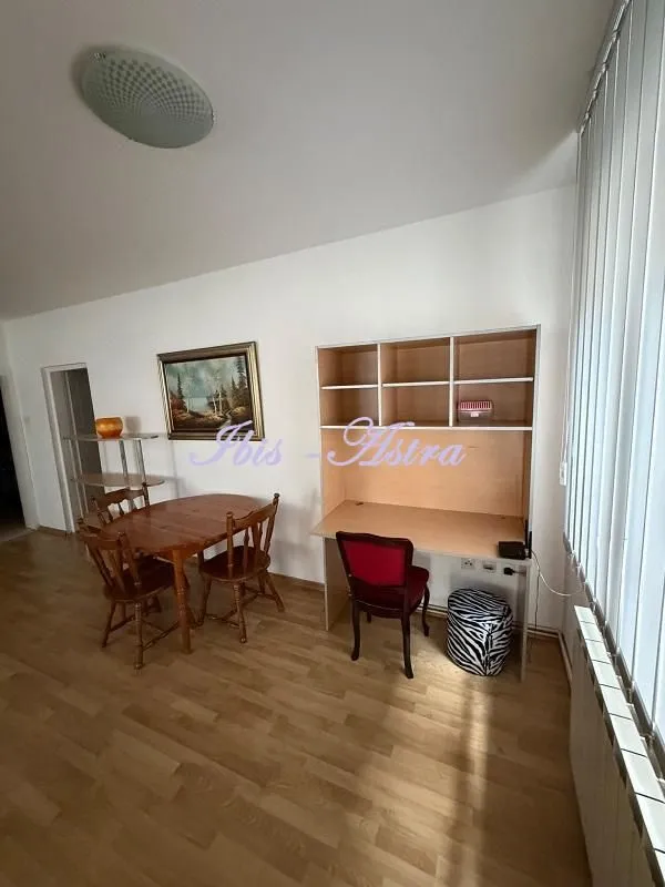 Izdavanje, dvosoban stan, 55m², Karaburma, Palilula Sve Podlokacije