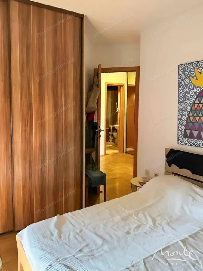 Prodaja, trosoban stan, 81m², Stari Aerodrom, Podgorica