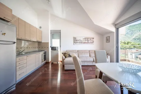 Prodaja, dvosoban stan, 61m², Dobrota, Kotor - image 10