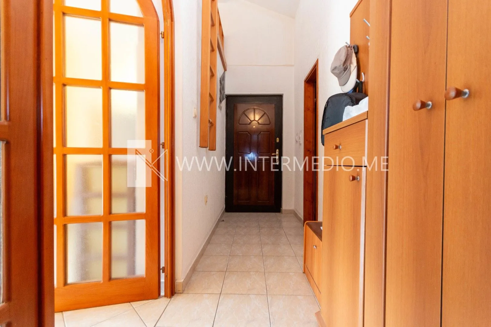 Prodaja, dvosoban stan, 70m², Đenovići, Herceg Novi