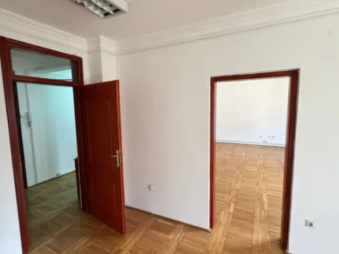 Rent, office space, 92m², Preko Morače, Podgorica - image 7
