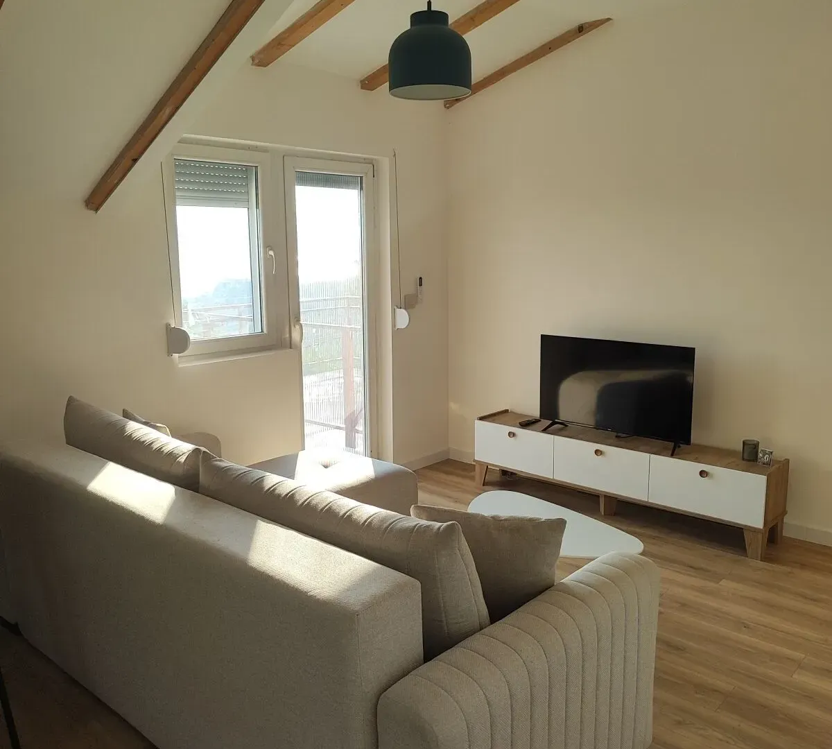 Rent, one bedroom apartment, 42m², Kavač, Kotor