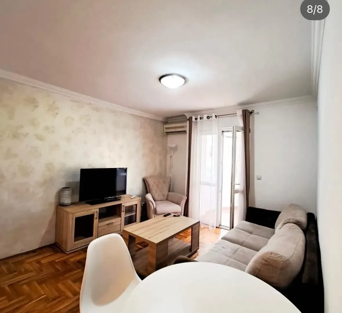 Izdavanje, jednosoban stan, 35m², Centar, Podgorica