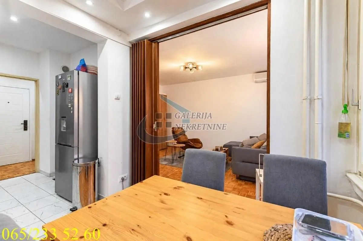Prodaja, jednosoban stan, 50m², Novi Beograd Blok 23, Novi Beograd Sve Podlokacije