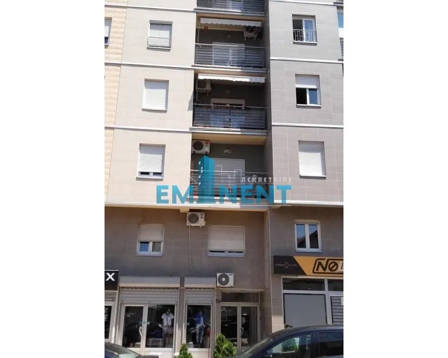 Izdavanje, dvosoban stan, 57m², Novi Beograd Sve Podlokacije, Beograd