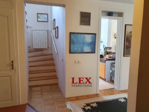 Prodaja, kuća, 176m², Autokomanda, Voždovac Sve Podlokacije - image 17