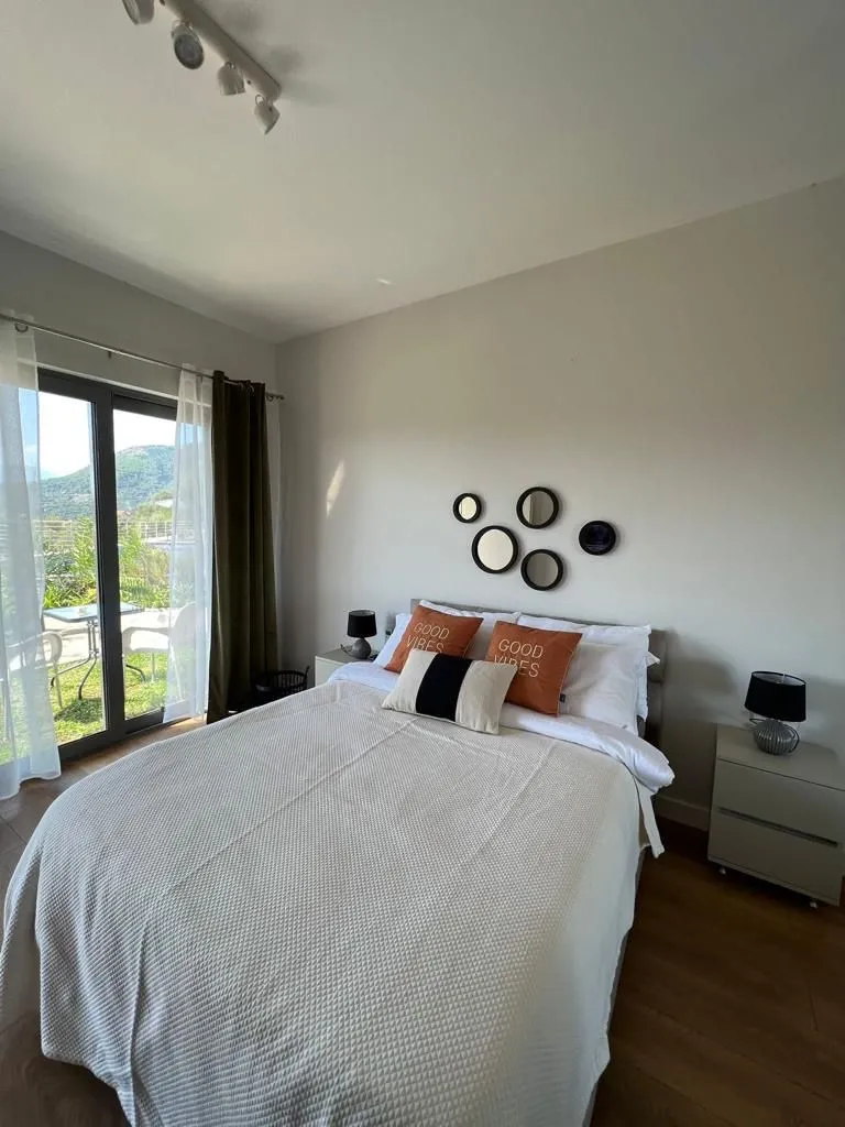 Rent, studio apartment, 24m², Kavač, Kotor