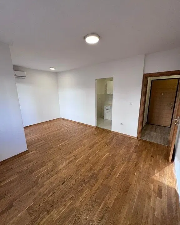 Sale, one bedroom apartment, 43m², Blok 6, Podgorica