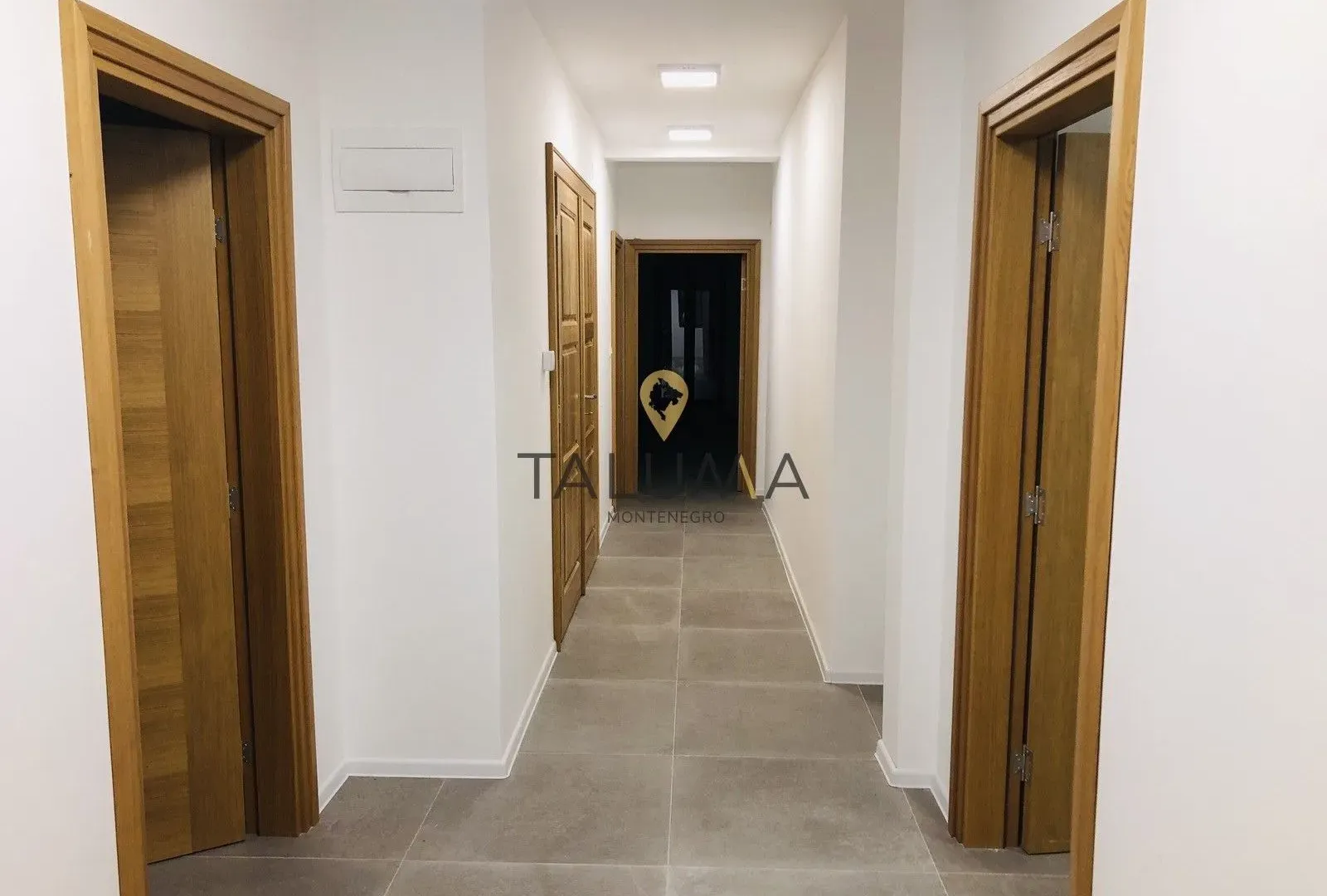 Rent, office space, 120m², Centar, Podgorica