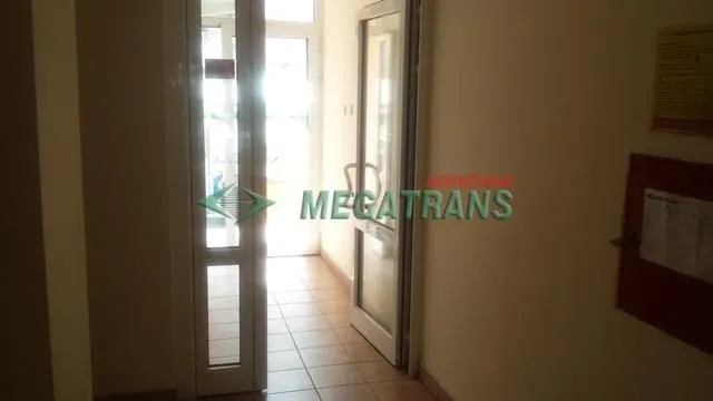 Izdavanje, dvosoban stan, 50m², Bulevar Oslobodjenja, Novi Sad Sve Podlokacije