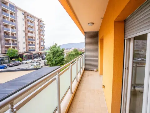 Rent, three bedroom apartment, 110m², City Kvart, Podgorica - image 14
