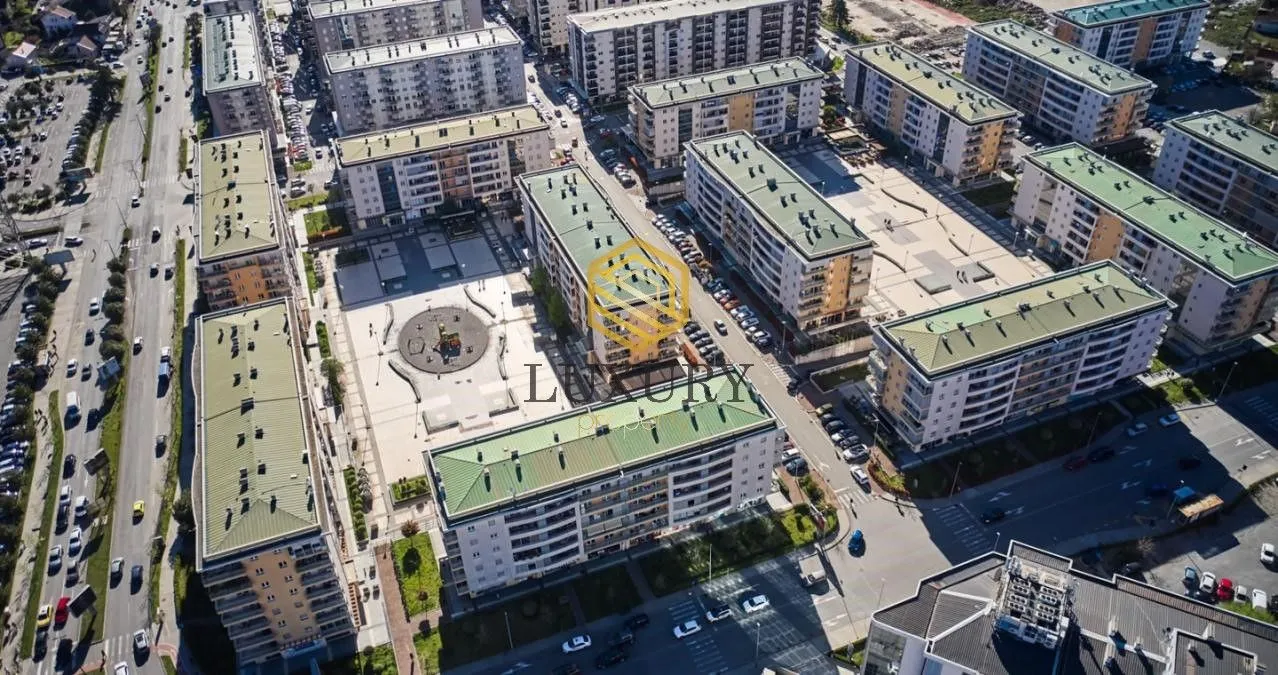 Rent, office space, 33m², City Kvart, Podgorica