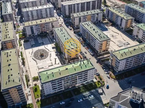 Rent, office space, 33m², City Kvart, Podgorica - image 1