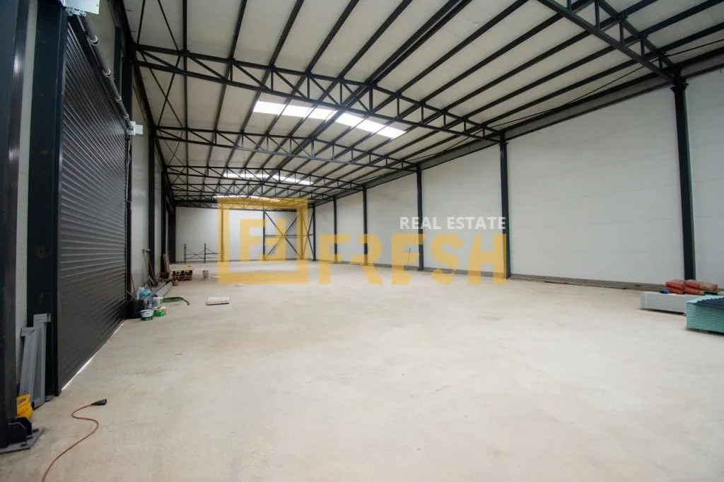 Rent, office space, 1000m², Donja Gorica, Podgorica
