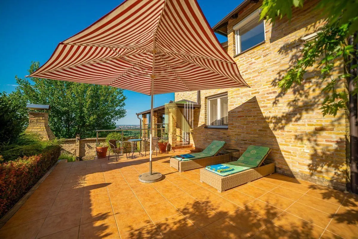 Sale, house, 140m², Beočin, Srbija