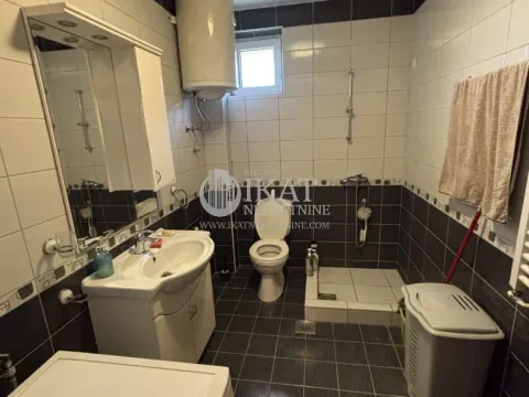 Prodaja, kuća, 224m², Višnjička Banja, Palilula Sve Podlokacije - image 12