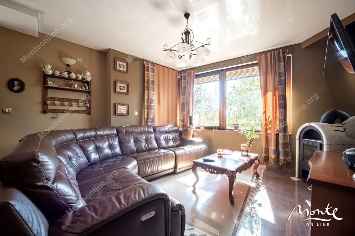 Prodaja, kuća, 250m², Bijela, Herceg Novi