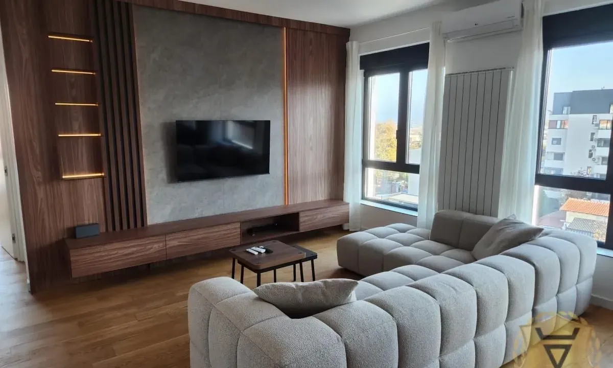 Izdavanje, trosoban stan, 85m², Stari Grad, Beograd