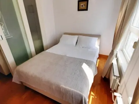 Izdavanje, dvosoban stan, 45m², Novi Beograd Blok 67, Novi Beograd Sve Podlokacije - image 2