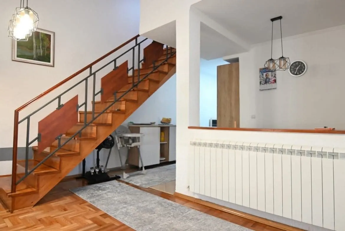 Prodaja, dvosoban stan, 103m², Donja Gorica, Podgorica