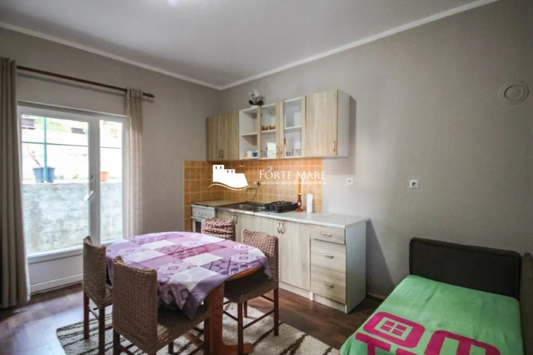 Prodaja, kuća, 223m², Herceg Novi, Crna Gora