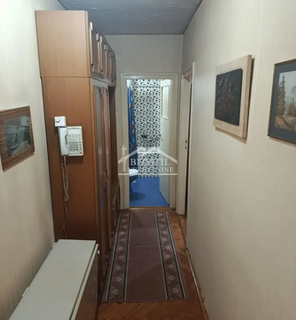 Sale, two bedroom apartment, 51m², Savski Venac, Beograd