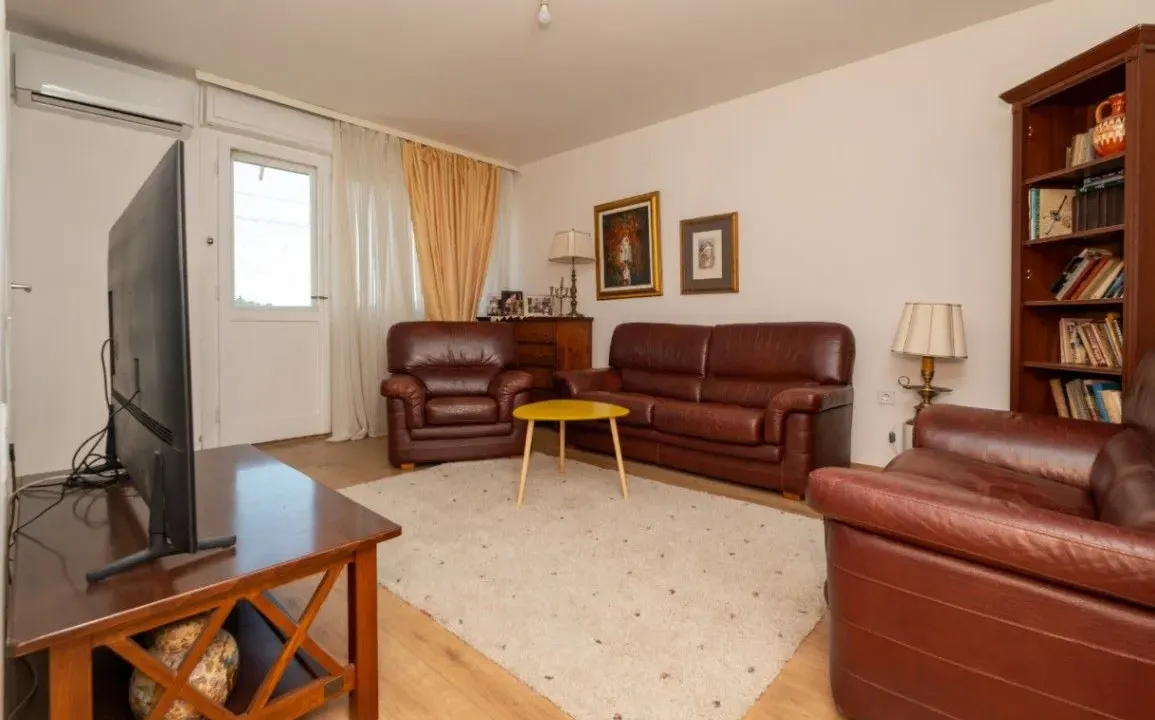 Prodaja, jednosoban stan, 65m², Pobrežje, Podgorica