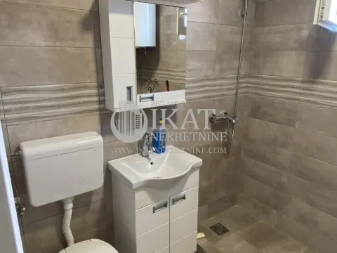 Izdavanje, kuća, 160m², Boleč, Grocka - image 19