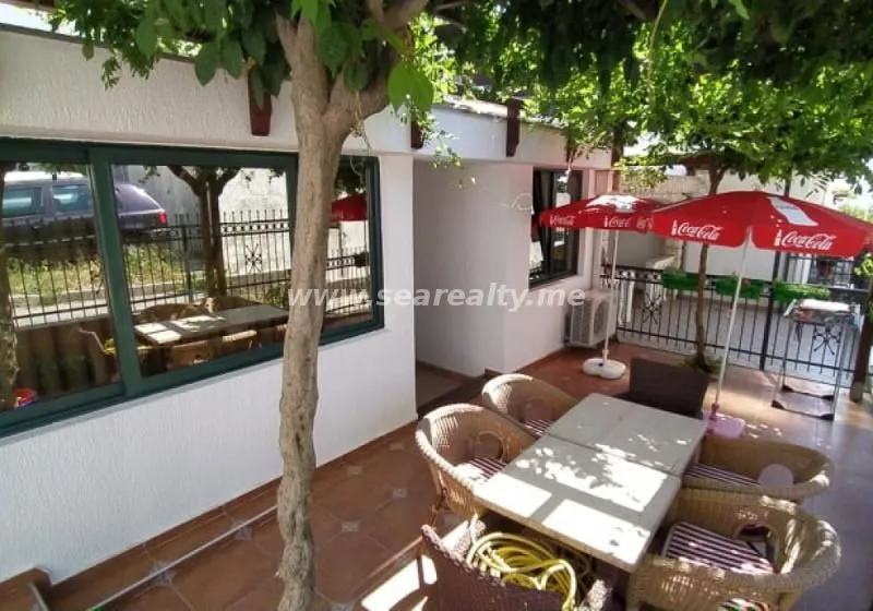 Sale, two bedroom apartment, 95m², Sveti Stefan, Budva