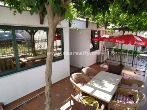 Sale, two bedroom apartment, 95m², Sveti Stefan, Budva - image 19