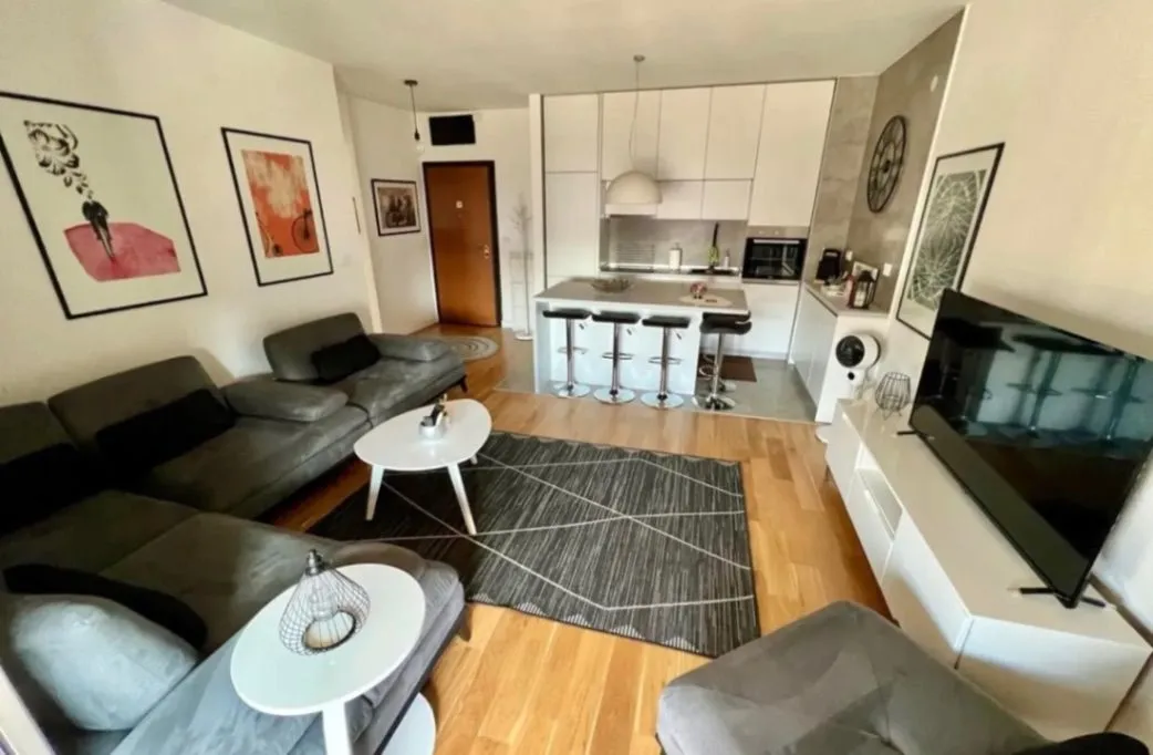 Izdavanje, stan, 75m², City Kvart, Podgorica