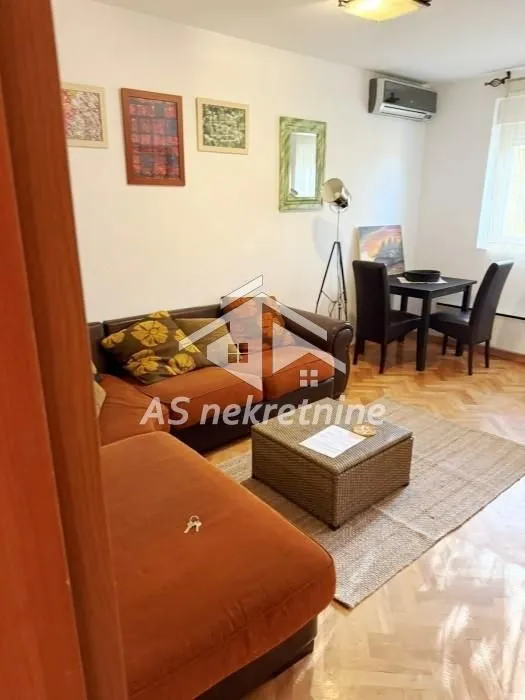 Rent, two bedroom apartment, 40m², Zemun Sve Podlokacije, Beograd