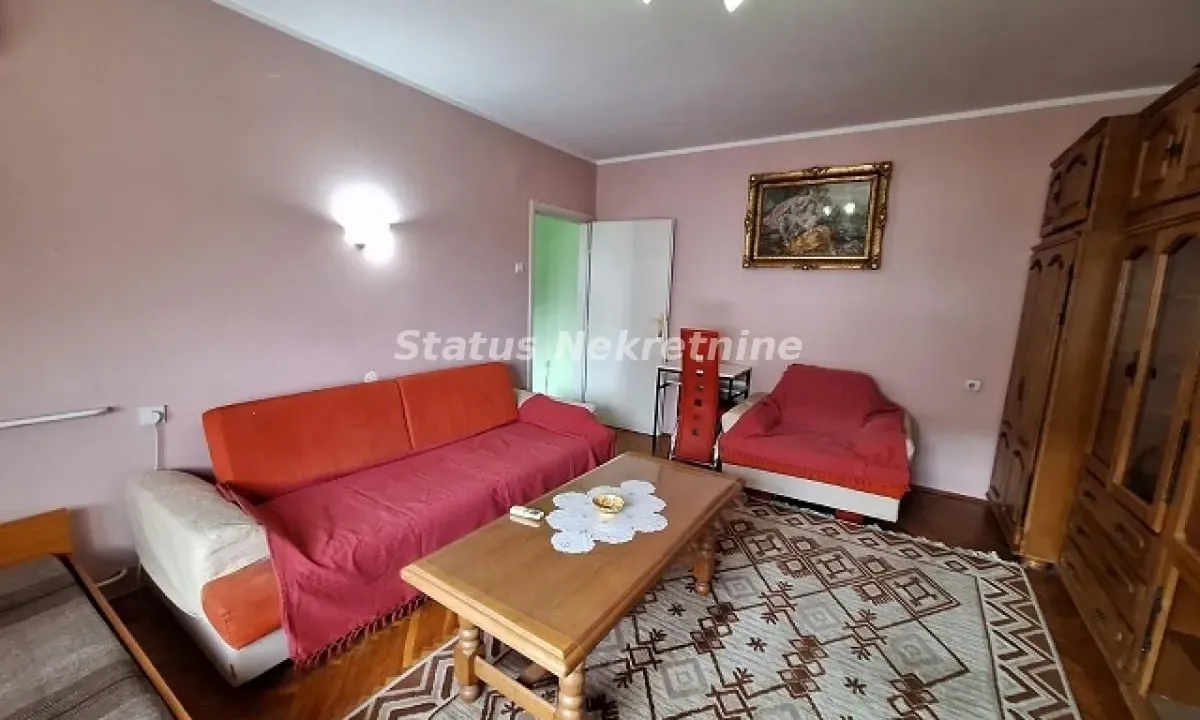 Izdavanje, jednosoban stan, 42m², Bulevar Oslobodjenja, Novi Sad Sve Podlokacije