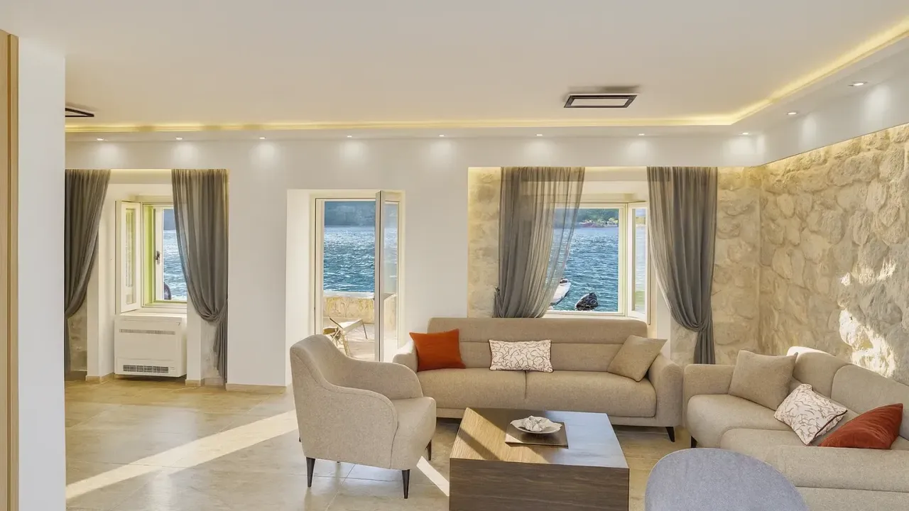 Rent, house, 184m², Tivat, Crna Gora