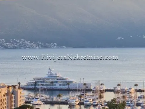 Prodaja, kuća, 252m², Tivat, Crna Gora - image 11