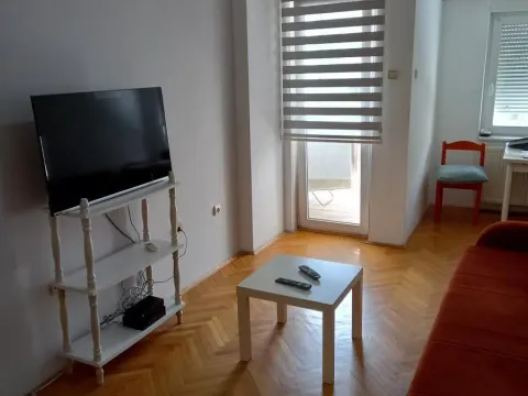 Sale, two bedroom apartment, 45m², Adamovićevo Naselje, Novi Sad Sve Podlokacije - image 3