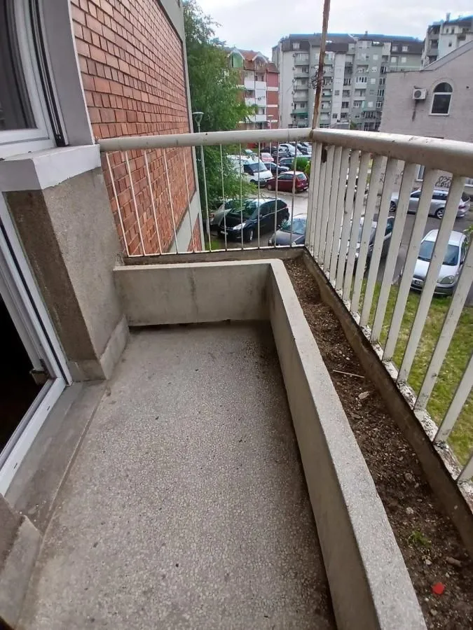 Izdavanje, dvosoban stan, 58m², Vašarište, Jagodina