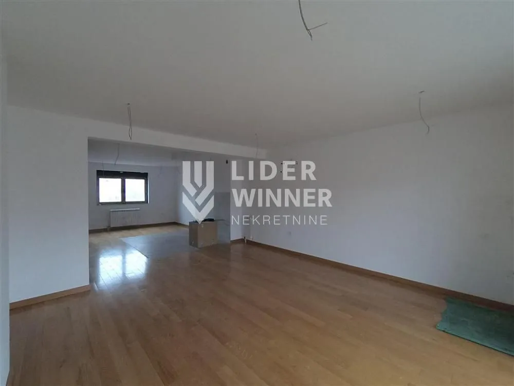 Sale, apartment, 143m², Autokomanda, Voždovac Sve Podlokacije