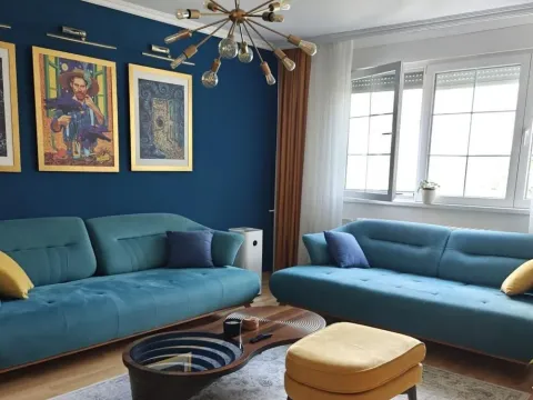 Sale, four bedroom apartment, 100m², Skojevsko Naselje, Beograd