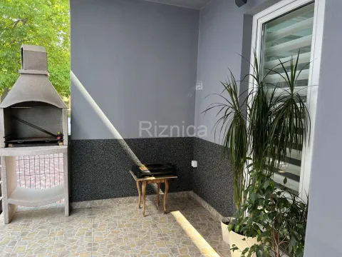 Sale, one bedroom apartment, 162m², Pantelej, Niš - image 11