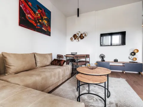 Rent, one bedroom apartment, 44m², Bečići, Budva - image 5