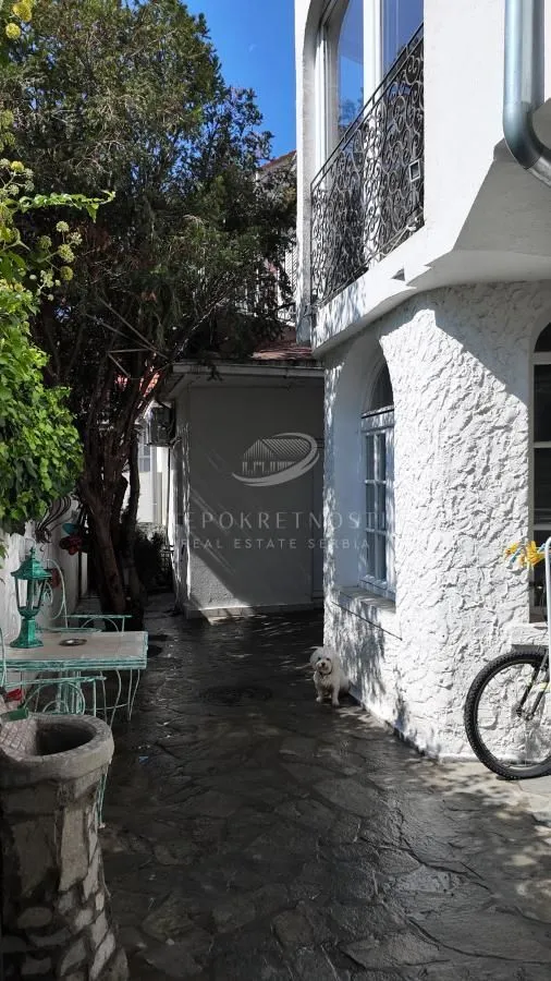 Sale, house, 200m², Lekino Brdo, Voždovac Sve Podlokacije