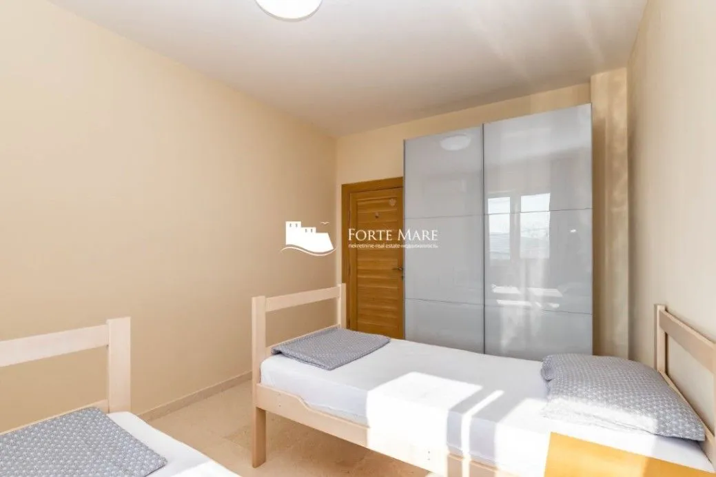 Prodaja, dvosoban stan, 109m², Topla, Herceg Novi