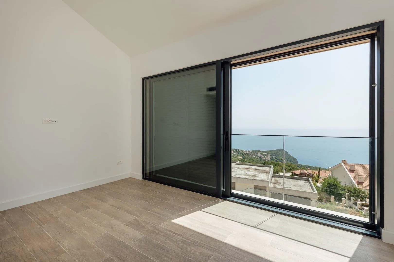 Sale, house, 250m², Blizikuće, Budva