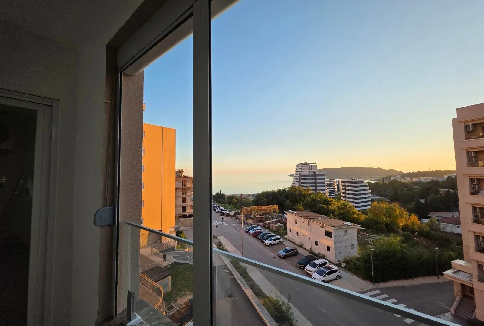 Sale, two bedroom apartment, 58m², Bečići, Budva