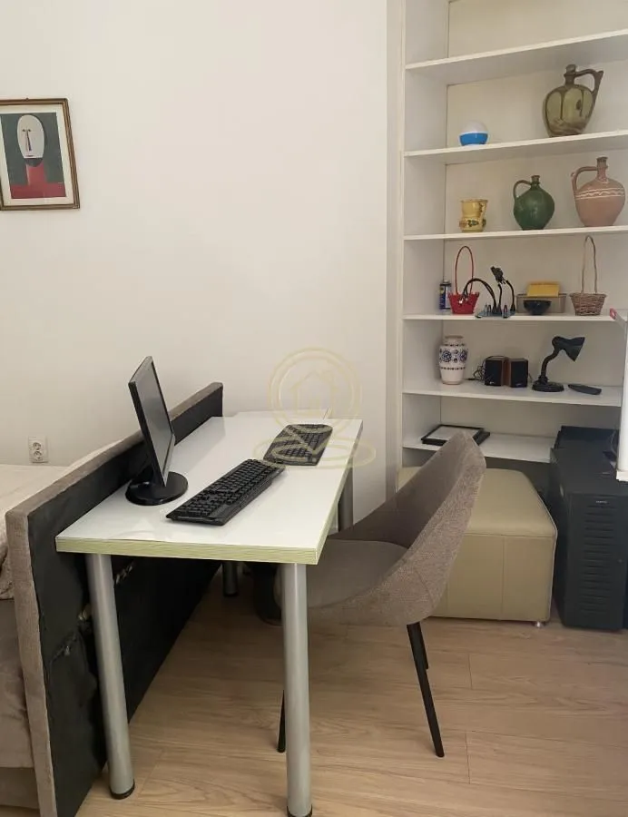 Rent, one bedroom apartment, 28m², Stari Grad, Beograd